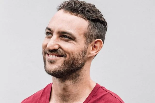 สัมภาษณ์กับ Ariel Camus