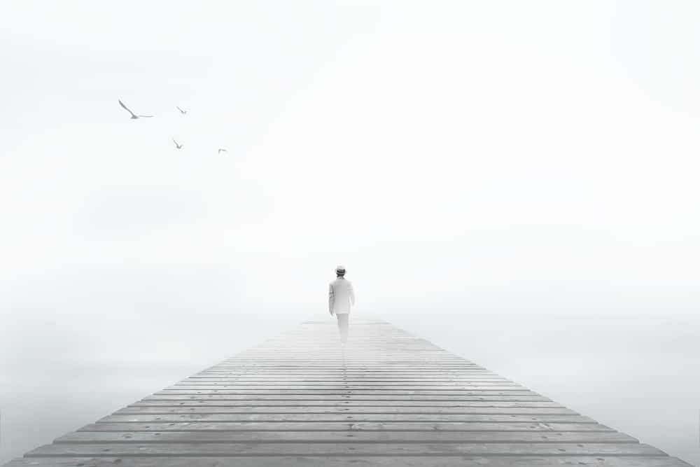 Pria menghilang dalam kabut