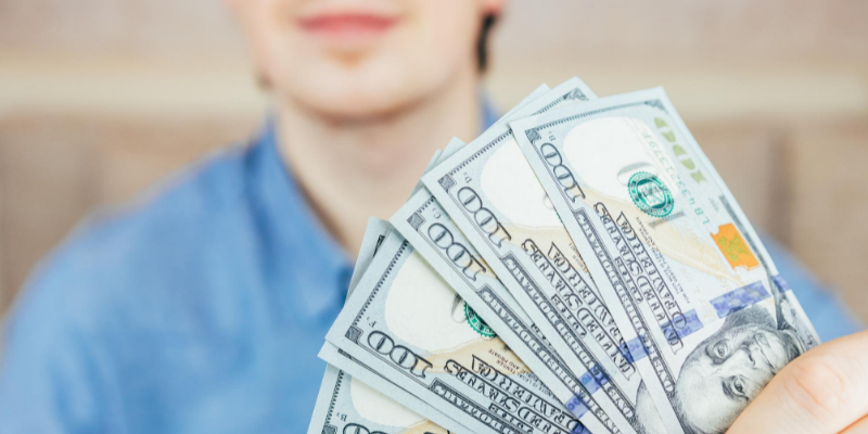 Dlaczego aplikacje ankietowe płacą Ci pieniądze?