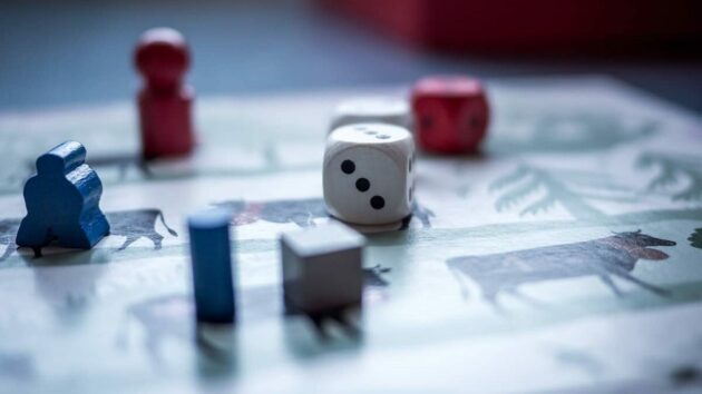klassische-brettspiele-business-strategie-plan-win-play