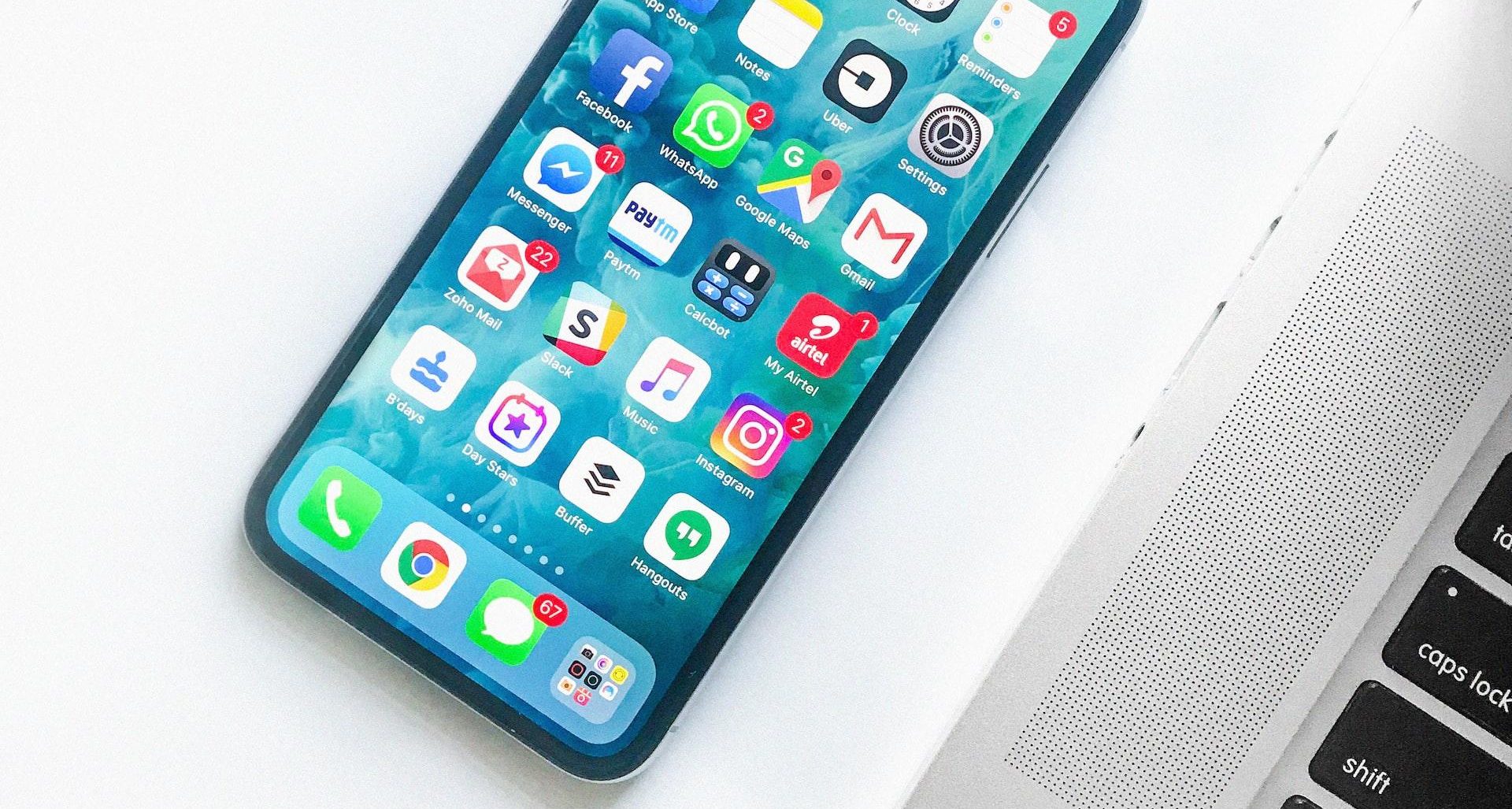 A Primer: Manajemen Media Sosial vs Pemasaran Media Sosial