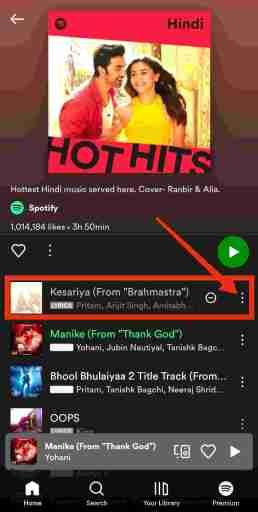 Um Songs auf Spotify einzublenden, klicken Sie auf die Einstellung mit den drei Punkten auf Spotify
