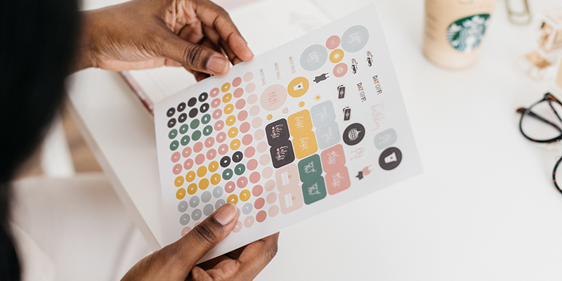 Листовые наклейки