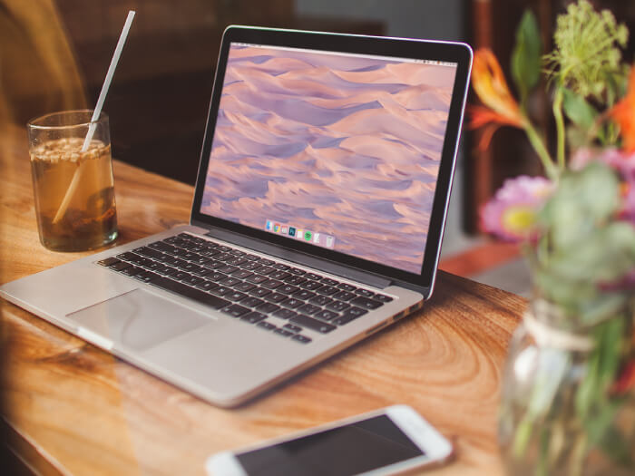 Șablon Macbook de 12 inchi