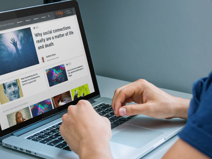 Macbook Pro Mockup 15 inch Man Professional