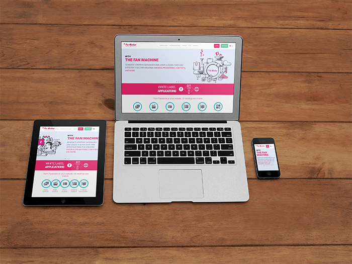 Macbook Pro 15 inch, un Ipad și un Iphone