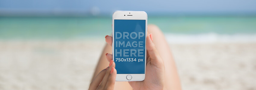 مدهش أبيض iPhone 6 نموذج بالحجم الطبيعي على الشاطئ