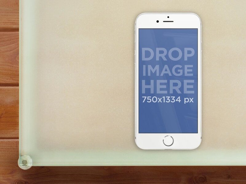 iphone-6-am-firmenschreibtisch