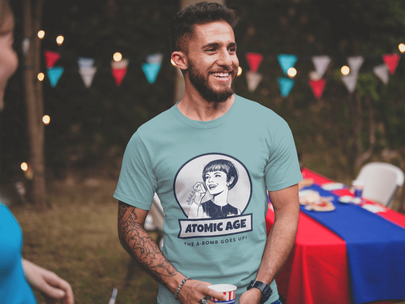 Mockup เสื้อยืดยุคอะตอม