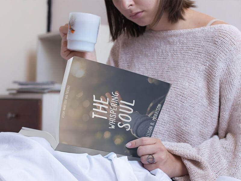 책 표지 템플릿 침대에서 여자