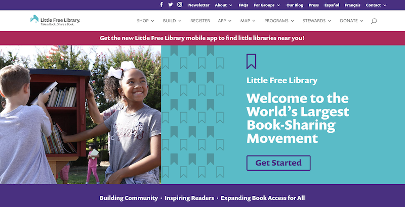 مكتبة مجانية صغيرة