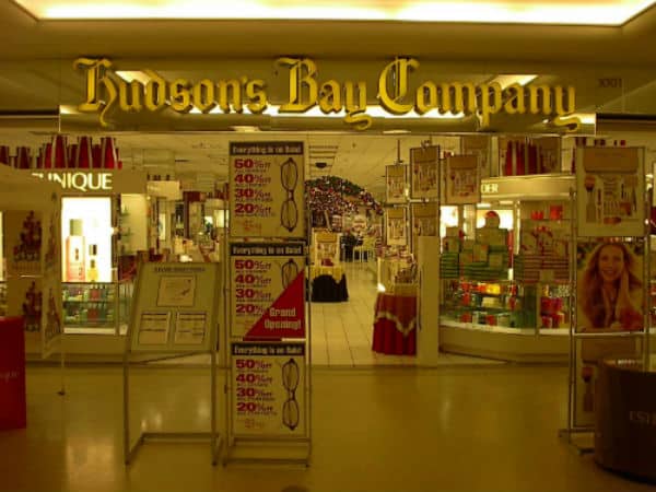Hudson's_Bay_Company_store,_West_Edmonton-600x450