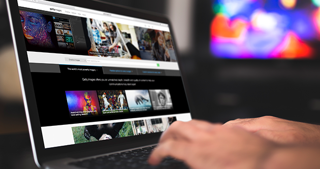 Usa un mix di immagini originali e fotografie d'archivio