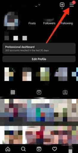 Instagram プロフィールの 3 本の横線をクリックして、古いパスワードを使用せずに Instagram のパスワードを変更します
