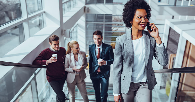 ブランド構築とアイデンティティ Brand building is one of the benefits of hiring a B2B branding agency