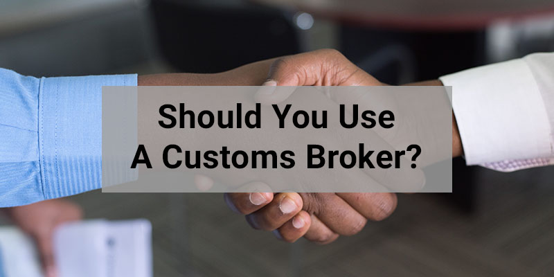 握手する二人のクローズアップ写真