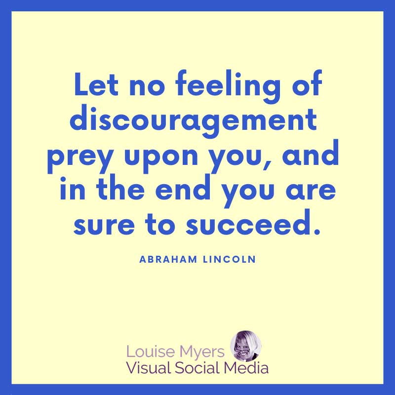 노란색과 파란색 그래픽은 낙심하지 말라고 말합니다.