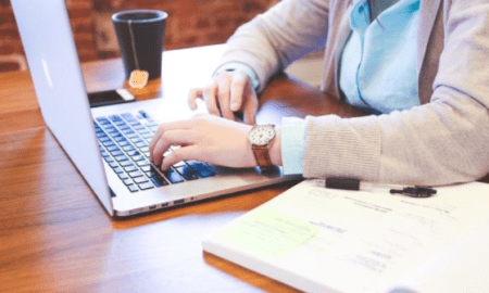 車から健康、そして家庭まで、これらの新興企業は保険業界を直している