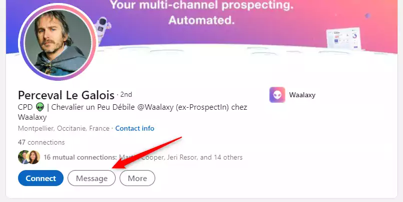 طلب رسالة LinkedIn