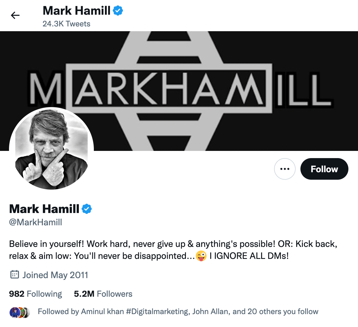 Twitterのバイオの例