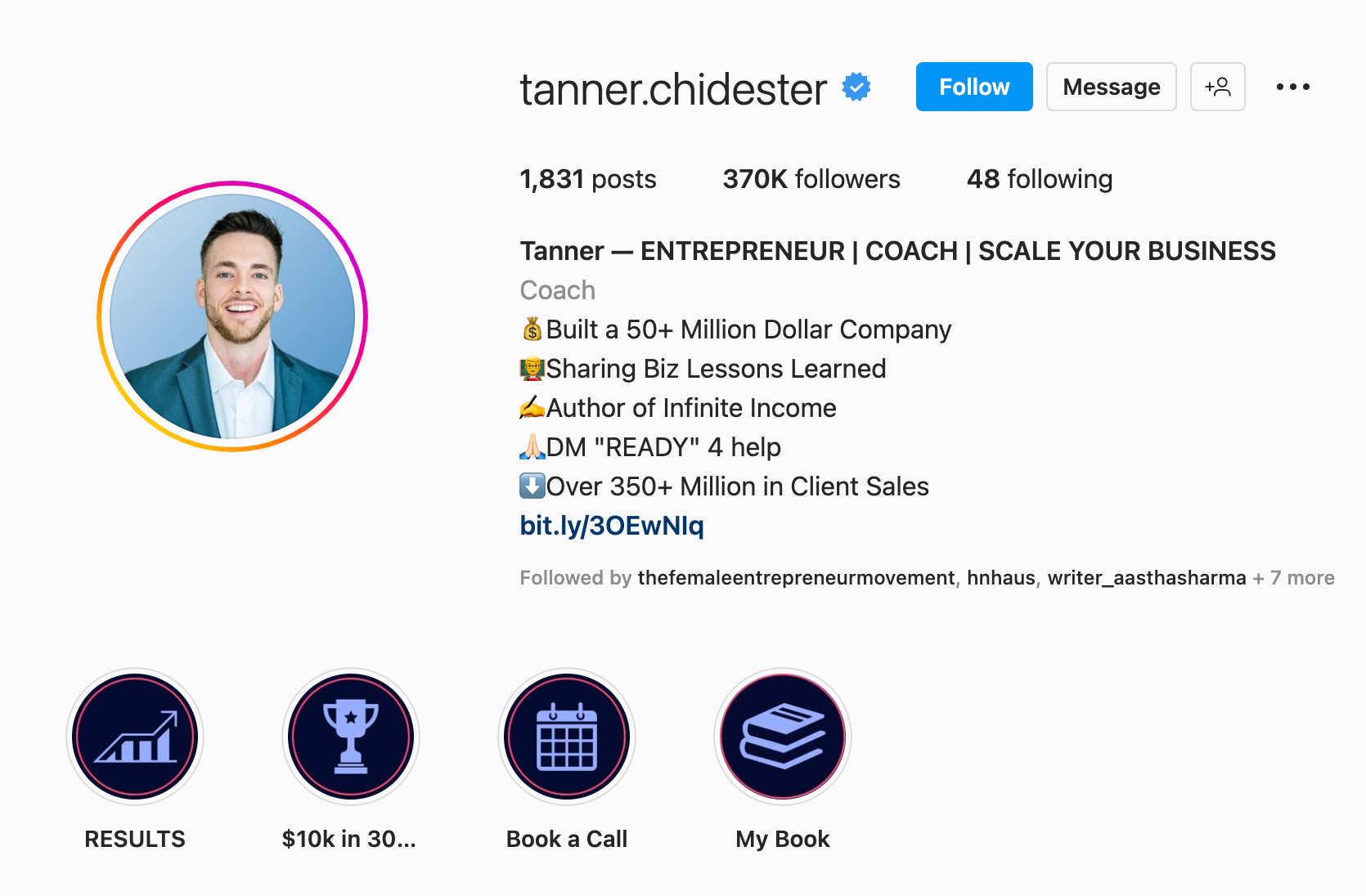 Instagramの個人的な略歴の例