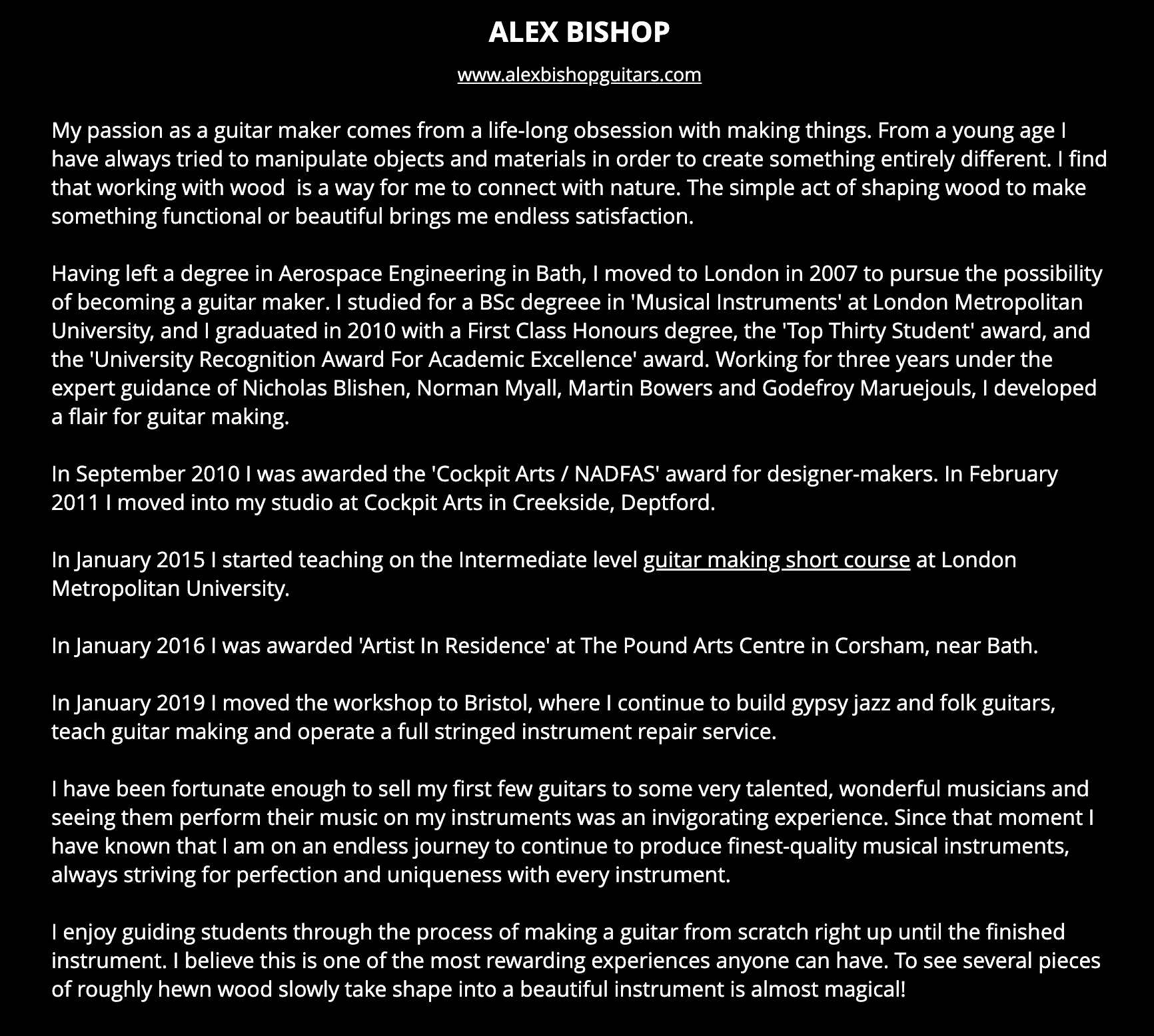 Ejemplos de biografías comerciales