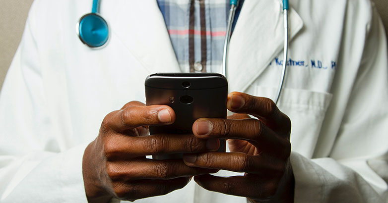 كيفية استخدام استراتيجيات تسويق الرعاية الصحية وتحسين سلطة المجال الخاص بك