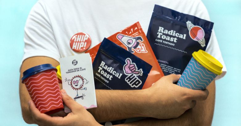 العلامة التجارية هي عملية إعطاء معنى لمؤسسة أو شركة أو منتجات أو خدمات معينة من خلال إنشاء وتشكيل علامة تجارية في أذهان المستهلكين.