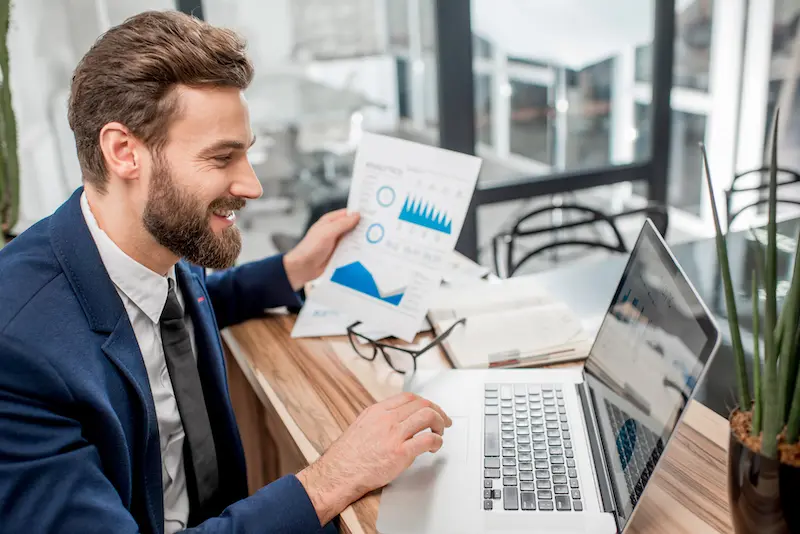 analiză universală