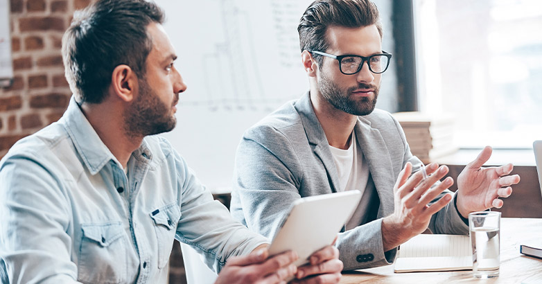 本地 SEO 服務是數字營銷服務,可幫助企業出現在與位置相關的搜索的搜索結果中,例如靠近企業的用戶。