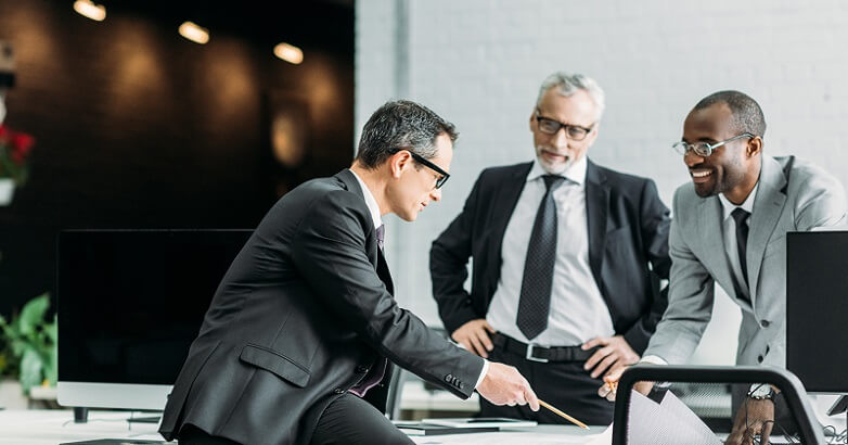 Que sont les services de référencement B2B et pourquoi sont-ils importants ?