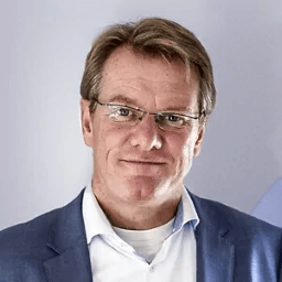 Stephan van Slooten - Altuition Expert Pies de Opinie Mopinion