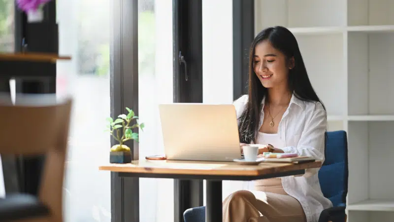 Martech ZeroBounce 800x450