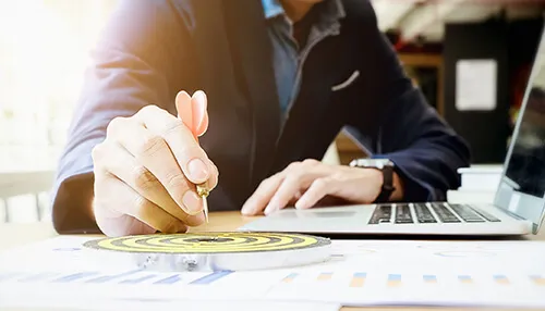 Scegli l'attività giusta e comprendi il tuo mercato di riferimento | Tycoon Story Media Choose the Right Business and Understand Your Target Market Small Business Success