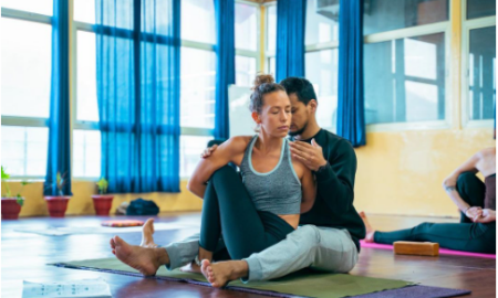 การฝึกอบรมครูโยคะใน Rishikesh