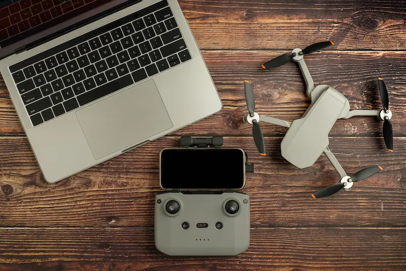 開始無人機攝影業務