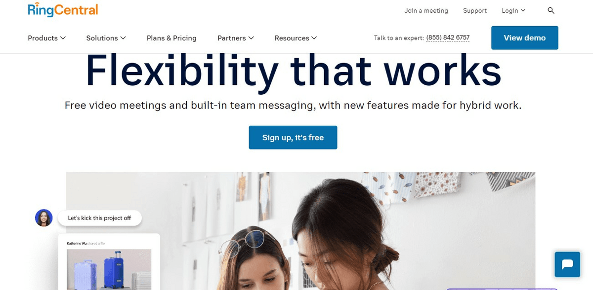 Pagina de destinație interactivă a RingCentral