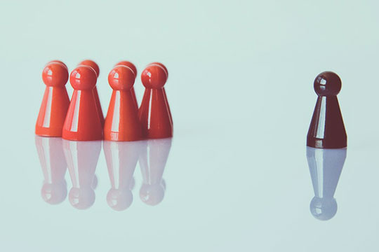 Menjadi Pemimpin Hebat di Perusahaan Anda - different-group-leadership-teamwork-unity-followwer