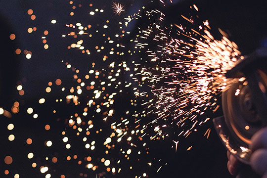 Ausrüstung-Metall-Werkzeug-Industrie-Maschinenbau-Arbeiter-Produktion