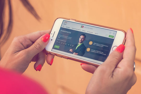 smartphone-mobile-commerce-internet-sosial-visual-komunikasi