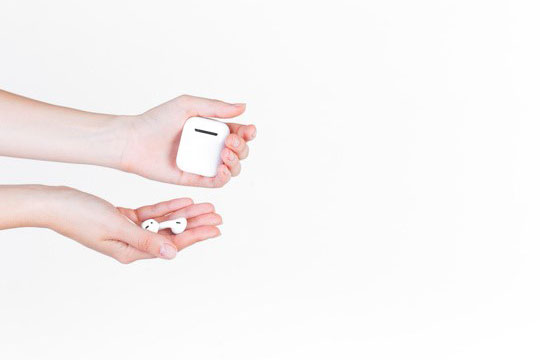 Klangverbesserungstechnologie-Kopfhörer-Ohrhörer-Smart-Gadgets-Change-Future-Education