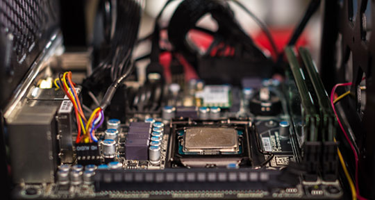 10 อันดับเมนบอร์ดคอมพิวเตอร์ที่ขายดีที่สุด