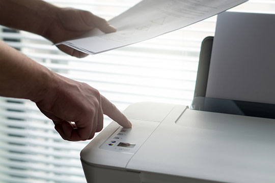 Drucker-arbeitendes-Büro-Kopieren-Scanner-Geschäftstechnologie-Fax