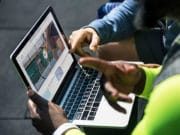 laptop-strona-projekt-rozwoju-praca-plan zespołu