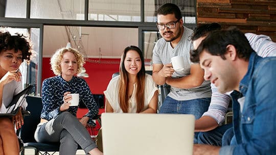 tim-kerja-rapat-konferensi-strategi-kantor