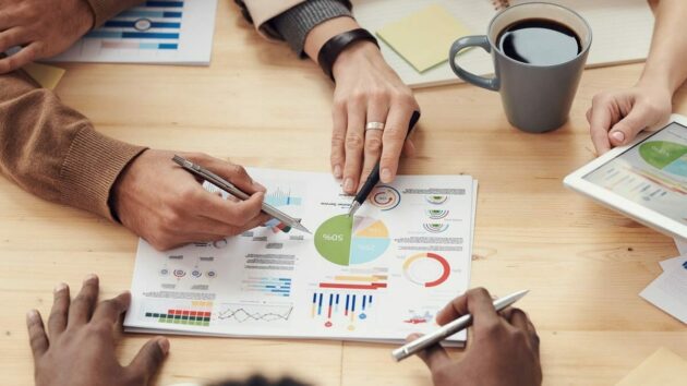 Piattaforma di revisioni aziendali trimestrali