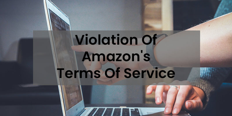 Una mano apuntando a la pantalla de un portátil.