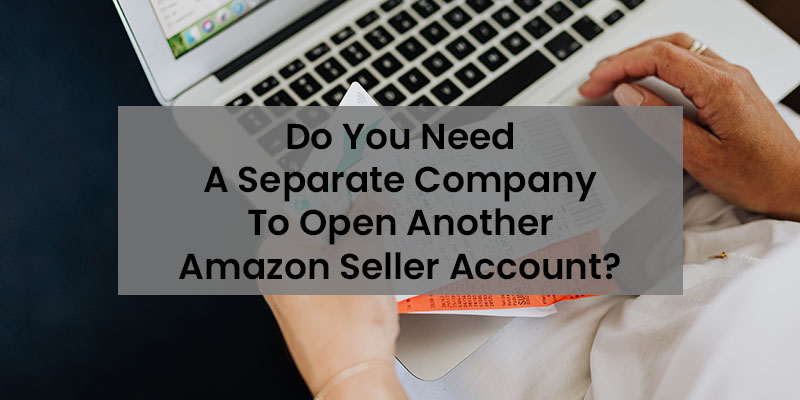 两只手在笔记本电脑上支付账单的特写镜头