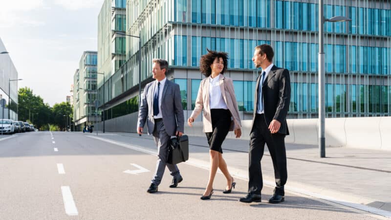 Commarch MU 3728 Pagina di destinazione Forrester Wave 1920x1080 1 800x450