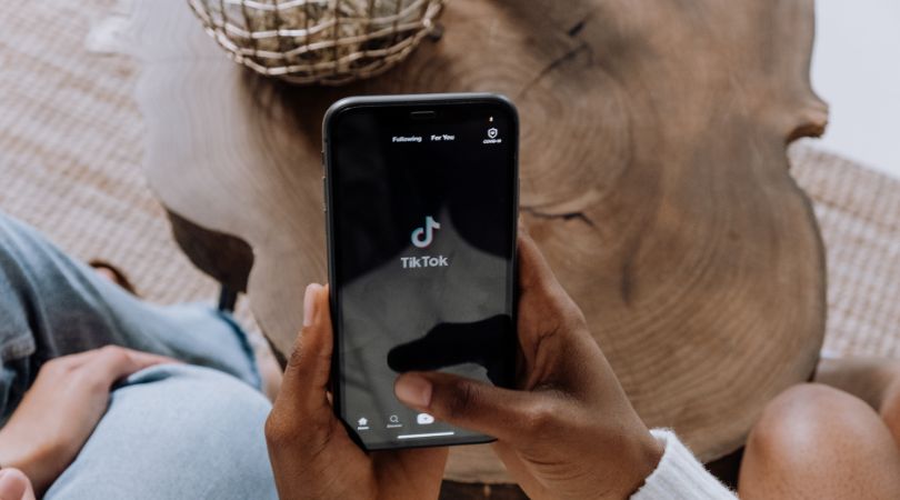 TikTokのアイキャッチ画像でお金を稼ぐ